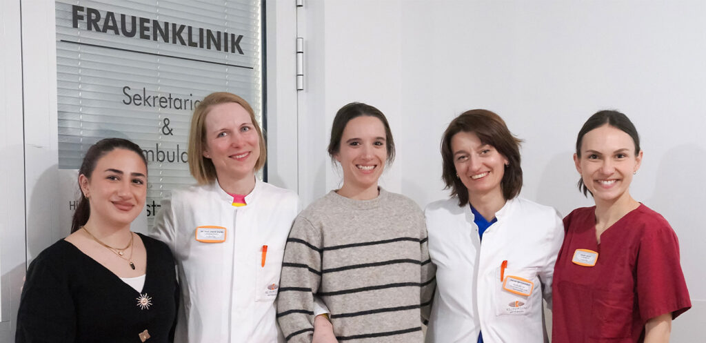 Das Bild zeiht das Team des Brustzentrums des Klinikum Mittelbadens.
